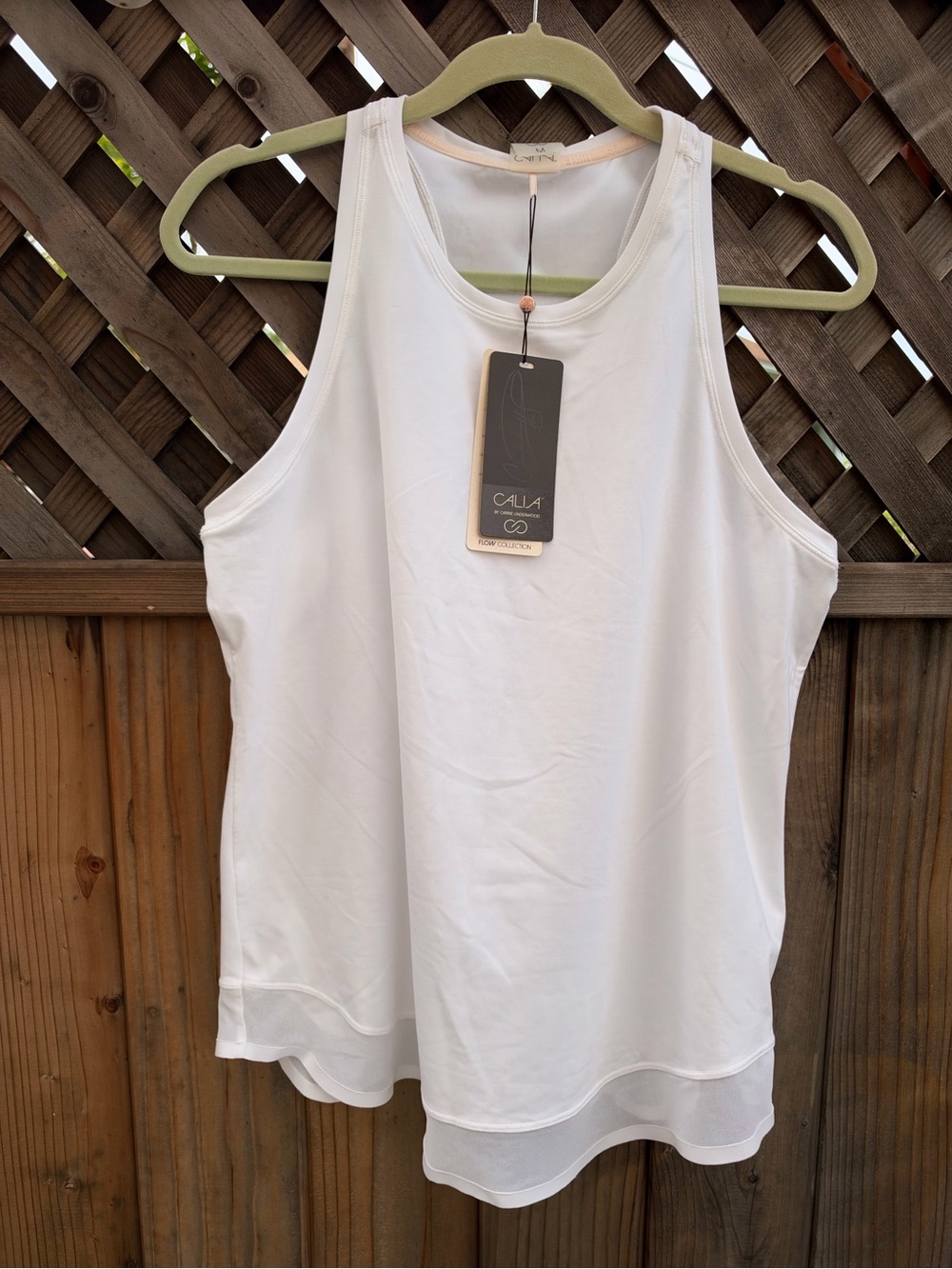 NWT White Sleeveless Tank Top - Women